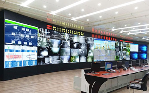 會議室拚接屏和小間距led哪個好？